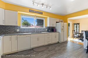 2122 Edwin Pl, Lansing, MI 48911 photo 12