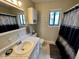 404 Creeping Brook Cir, Dewitt, MI 48820 photo 17