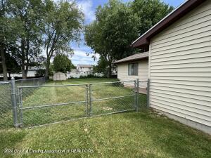 404 Creeping Brook Cir, Dewitt, MI 48820 photo 27