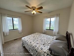 404 Creeping Brook Cir, Dewitt, MI 48820 photo 15
