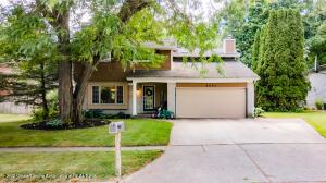 5887 Montebello Ave, Haslett, MI 48840 photo 1