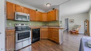 2202 Devonshire Ave, Lansing, MI 48910 photo 7