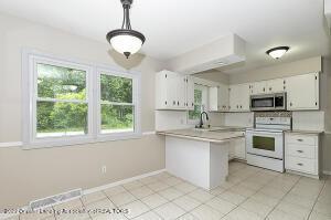 6395 Shoeman Rd, Haslett, MI 48840 photo 5