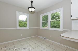 6395 Shoeman Rd, Haslett, MI 48840 photo 9
