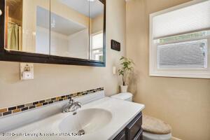 4611 Addison Rd, Lansing, MI 48917 photo 23