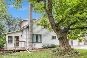 681 Piper Rd, Haslett, MI 48840 photo 3