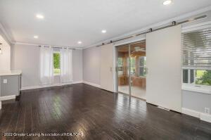 681 Piper Rd, Haslett, MI 48840 photo 4