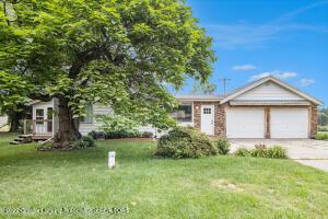 681 Piper Rd, Haslett, MI 48840 photo 22