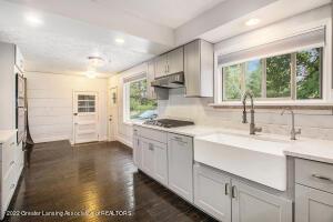 681 Piper Rd, Haslett, MI 48840 photo 10