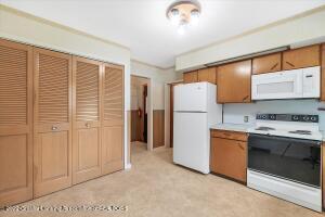 240 E Pine St, Elsie, MI 48831 photo 16