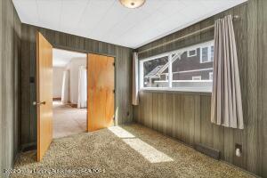 240 E Pine St, Elsie, MI 48831 photo 11