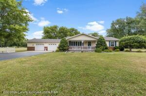 99 S Aurelius Rd, Mason, MI 48854 photo 3