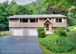 588 Oakdale Dr, Haslett, MI 48840 photo 1