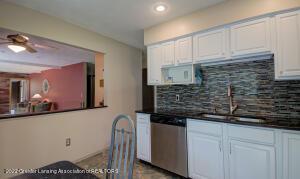 588 Oakdale Dr, Haslett, MI 48840 photo 11