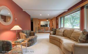 588 Oakdale Dr, Haslett, MI 48840 photo 13