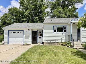 711 Robert St, Lansing, MI 48910 photo 2