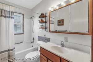 654 N Main St, Fowler, MI 48835 photo 14