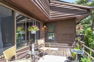 121 E Jolly Rd # D1, Lansing, MI 48910 photo 3
