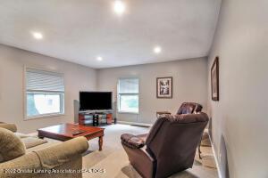 215 E 2nd St, Perry, MI 48872 photo 4