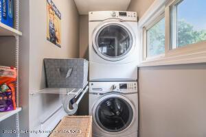 215 E 2nd St, Perry, MI 48872 photo 8
