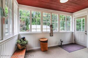 215 E 2nd St, Perry, MI 48872 photo 9