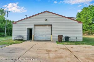 211 E Sheridan Rd, Lansing, MI 48906 photo 5