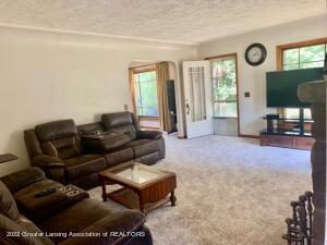 211 E Sheridan Rd, Lansing, MI 48906 photo 8