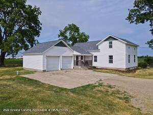 3310 S Bauer Rd, Fowler, MI 48835 photo 4