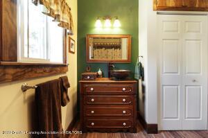 335 Elm St, Mason, MI 48854 photo 24