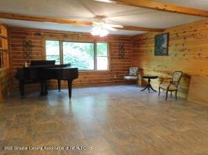 13331 Nelson St, Bath, MI 48808 photo 6