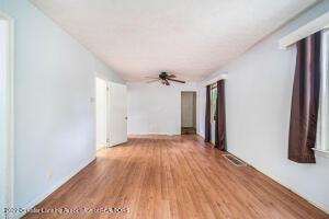 214 E Jackson St, Lansing, MI 48906 photo 4