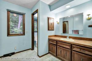 2050 Sheldrake Ave, Okemos, MI 48864 photo 31