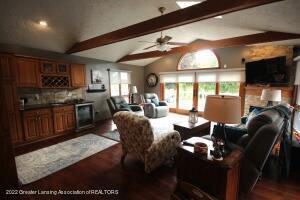 1375 E Twinbrook Dr, Dewitt, MI 48820 photo 9