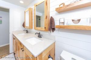 202 E Oak St, Saint Johns, MI 48879 photo 12