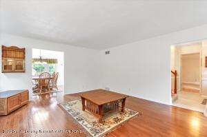 11381 Upton Rd, Grand Ledge, MI 48837 photo 9