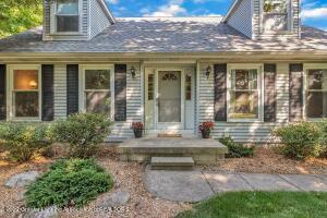 11381 Upton Rd, Grand Ledge, MI 48837 photo 2