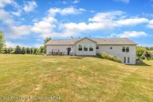 11263 Risner Ln, Eaton Rapids, MI 48827 photo 36