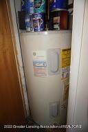 5904 Edson St, Haslett, MI 48840 photo 17