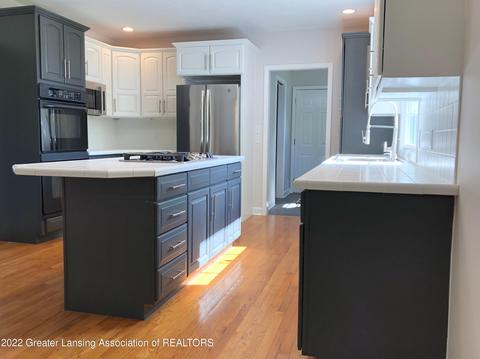 206 Rivergate Ln, Dewitt, MI 48820 photo 12
