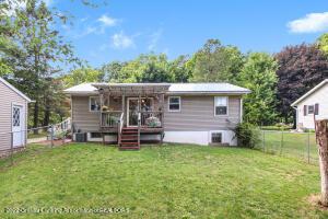 521 W Main St, Maple Rapids, MI 48853 photo 21