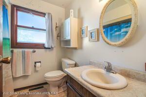 521 W Main St, Maple Rapids, MI 48853 photo 11