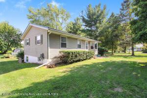 521 W Main St, Maple Rapids, MI 48853 photo 18