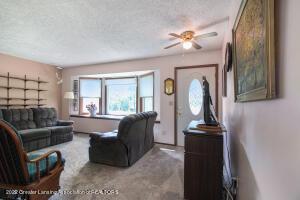 521 W Main St, Maple Rapids, MI 48853 photo 3