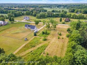 6830 Winston Ave, Lansing, MI 48906 photo 1