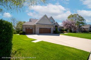 12747 Paradise Dr, Dewitt, MI 48820 photo 4