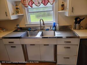 610 E Center St, Ithaca, MI 48847 photo 14