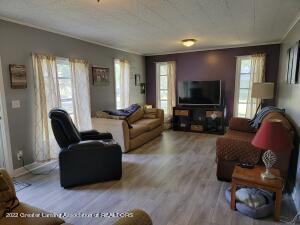 610 E Center St, Ithaca, MI 48847 photo 8
