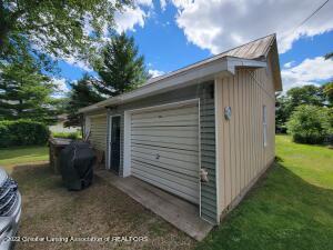 610 E Center St, Ithaca, MI 48847 photo 32