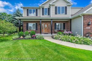 1521 Downing St, Haslett, MI 48840 photo 5