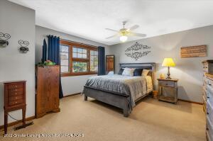 1521 Downing St, Haslett, MI 48840 photo 29